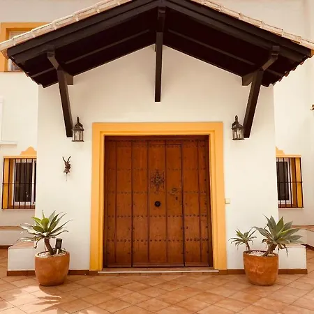 Casa Capricornio * מארבלה