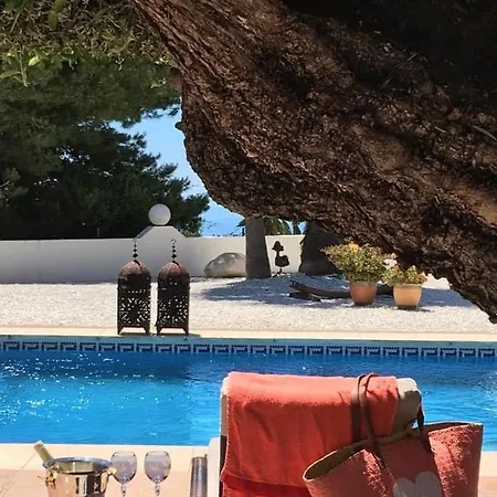 לינה וארוחת בוקר Casa Capricornio *